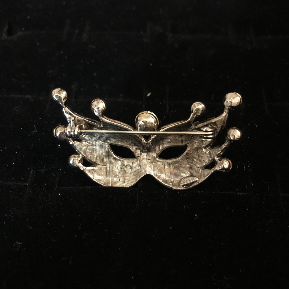 Masquerade Pin - Picture 2 of 4
